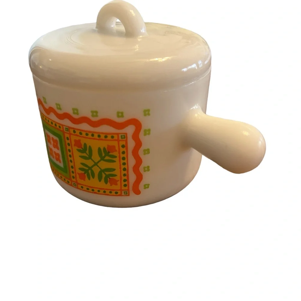 1970´s Avon patchwork print milk glass candle holder/trinket dish